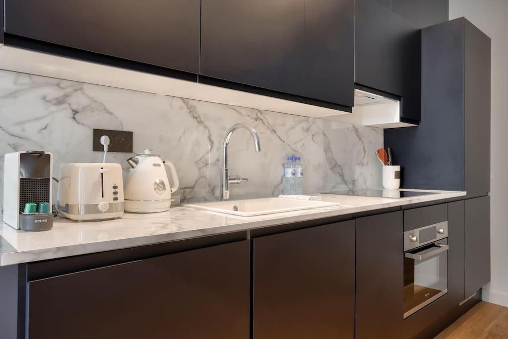 L'Elegance A La Parisienne Apartment Luaran gambar